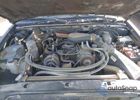 2003 Chevrolet S-10 Ls from USA, damaged, VIN 1GCDT19X238233852